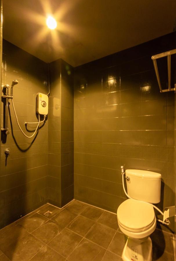 Hotel Matini Ratchada 32 à Bangkok Extérieur photo